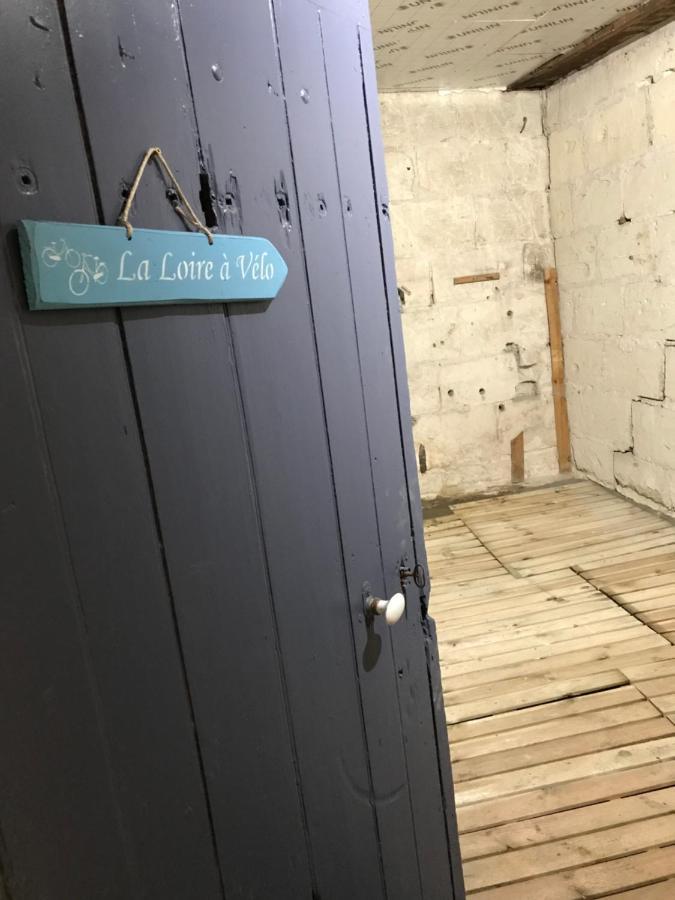 Jolie Maison Tuffeau Centre De Saumur Avec Local Velos Сомюр Экстерьер фото